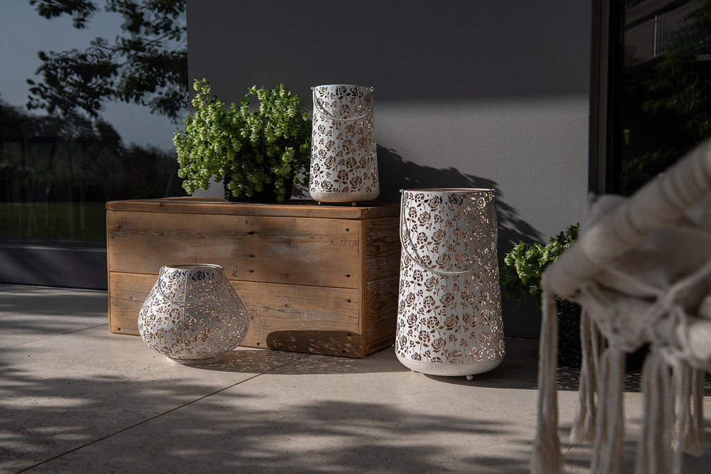 Solar Antic Latern Baccara