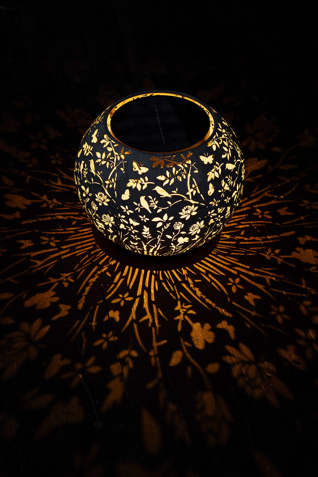 Solar Antic Globe Verana